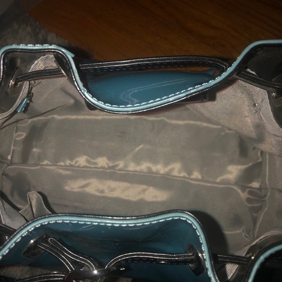 NWOT Beijo Bag with matching wallet - Picture 3 of 7